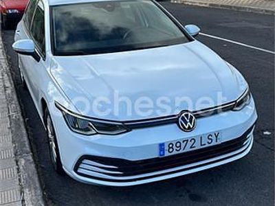 Usado VW Golf VIII Life 110 CV (80 kW) 2021 Blanco Berlina