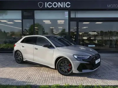 Nuevo Audi RS3 Sportback 400 CV (294 kW) 2026 Gris Utilitario