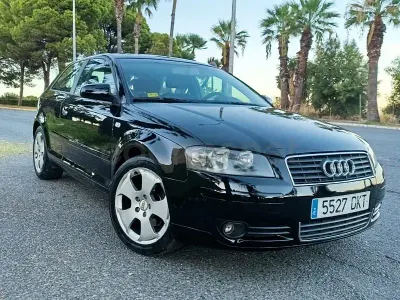 Usado Audi A3 Attraction 115 CV (84 kW) 2005 Negro Utilitario