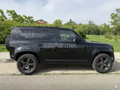 Usado Land Rover Defender SE 249 CV (183 kW) 2023 Negro SUV