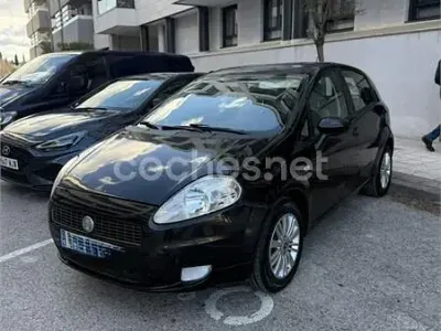 Käytetty Fiat Punto Dynamic 85 HP (62 kW) 2006 Musta Viistoperä