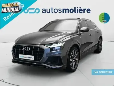 Usado Audi Q8 Premium 286 CV (210 kW) 2022 Gris SUV