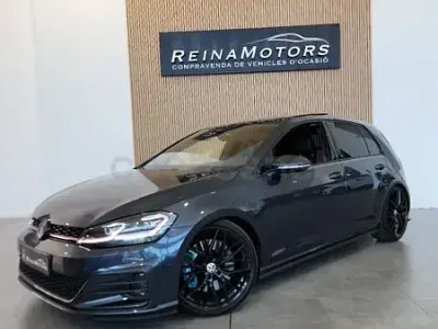 Usado VW Golf VII GTI 245 CV (180 kW) 2019 Gris / plata Berlina