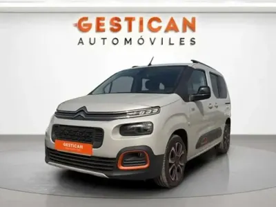 Usado Citroën Berlingo Feel 102 CV (75 kW) 2022 Gris Monovolumen
