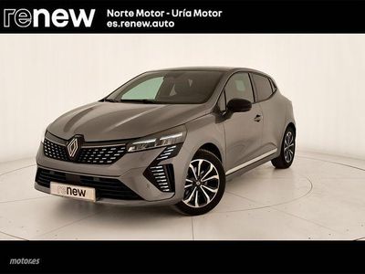 Gris Usado 2025 Renault Clio V Techno Berlina | 22.900 € (Caro)