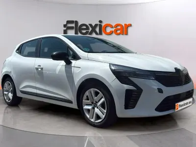 Usado Renault Clio V Evolution 100 CV (73 kW) 2025 Blanco Berlina
