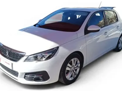 Usado Peugeot 308 Active 131 CV (96 kW) 2021 Blanco
