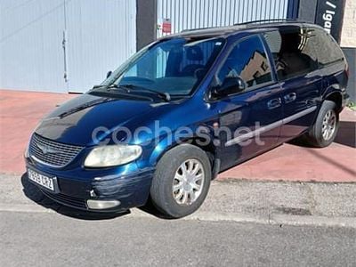 Usado Chrysler Voyager 140 CV (102 kW) 2004 Azul Monovolumen