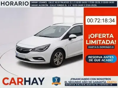 Usado Opel Astra Selective 110 CV (80 kW) 2019 Blanco Familiar