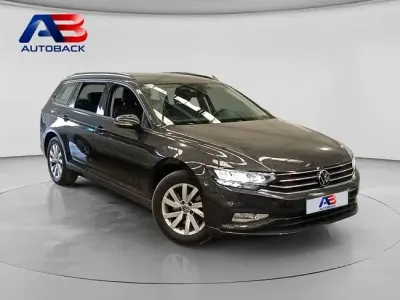 Usado VW Passat Business 122 CV (89 kW) 2021 Grisnegro Familiar