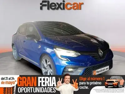 Używany Renault Clio V RS Line 130 KM (95 kW) 2020 Niebieski Sedan/Limuzyna