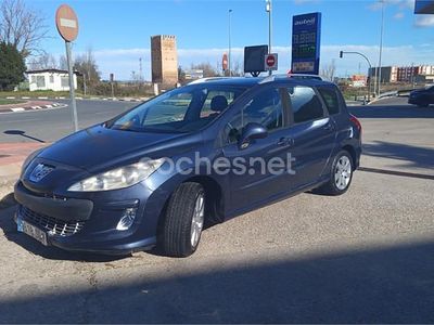 Begagnad Peugeot 308 SW 110 HK (80 kW) 2008 Grå Kombi