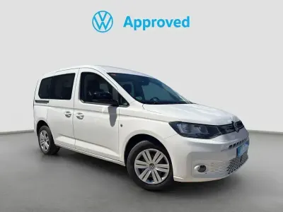 Usado VW Caddy 122 CV (89 kW) 2021 Blanco Monovolumen