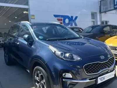 Usado Kia Sportage Plus 116 CV (85 kW) 2019 Azul SUV