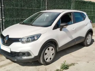 Usado Renault Captur Intens 90 CV (66 kW) 2019 Blanco SUV