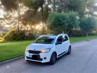 Usado Skoda Citigo Monte Carlo 75 CV (55 kW) 2015 Blanco Utilitario