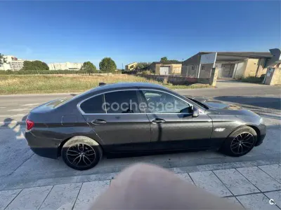 Usado BMW 518 150 CV (110 kW) 2015 Negro Berlina