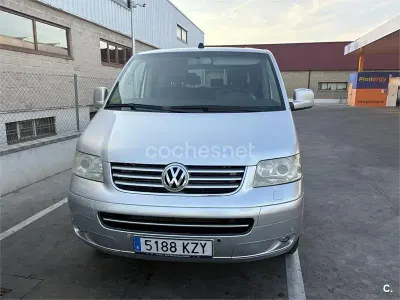Usado VW Multivan Highline 174 CV (127 kW) 2006 Gris / plata Monovolumen