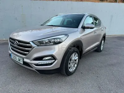 Usado Hyundai Tucson 115 CV (84 kW) 2016 Beige SUV