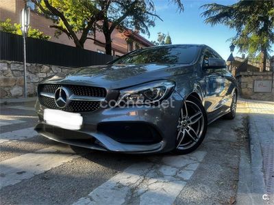 Usado Mercedes CLA200 Shooting Brake 136 CV (100 kW) 2018 Gris / plata Familiar
