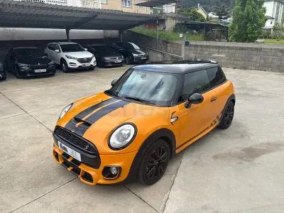 Usado Mini Cooper S 192 CV (141 kW) 2017 Naranja Utilitario