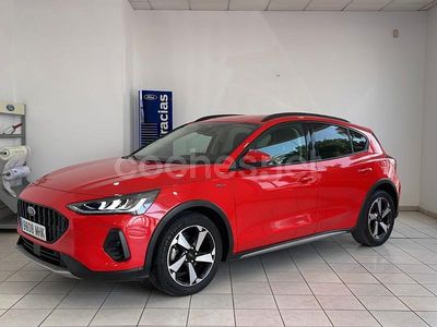 Rojo Usado 2023 Ford Focus Active Berlina | 19.300 € (Precio justo)