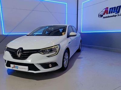Usado Renault Mégane IV Intens 116 CV (85 kW) 2021 Blanco Utilitario