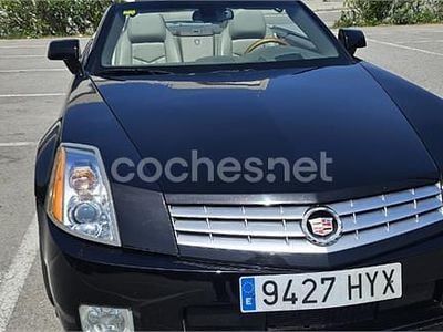 Usado Cadillac XLR 326 CV (239 kW) 2006 Negro Descapotable