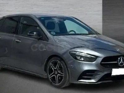 Usado Mercedes B200 150 CV (110 kW) 2022 Gris / plata Utilitario