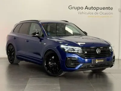 Begagnad VW Touareg R 462 HK (339 kW) 2021 Blå SUV