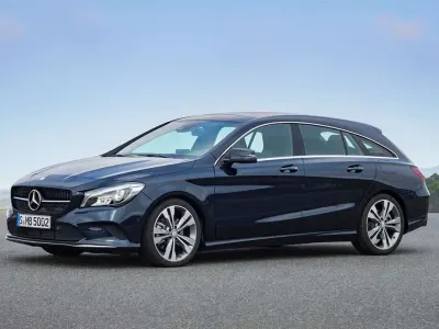 Usado Mercedes CLA200 136 CV (100 kW) 2022 Blanco Coupe
