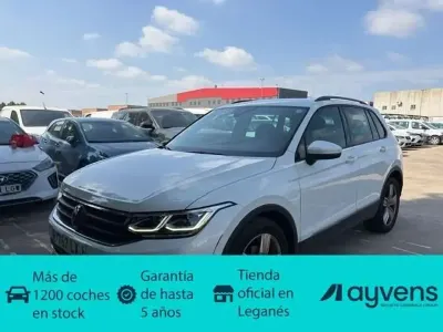 Usado VW Tiguan Life 150 CV (110 kW) 2022 Blanco SUV