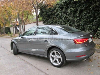 Usado Audi A4 150 CV (110 kW) 2015 Gris / plata Familiar