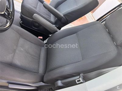 VW Caravelle