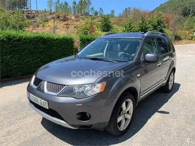 Usado Mitsubishi Outlander 140 CV (102 kW) 2007 Gris / plata SUV