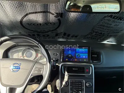 Usado Volvo V60 Kinetic 136 CV (100 kW) 2015 Blanco Familiar