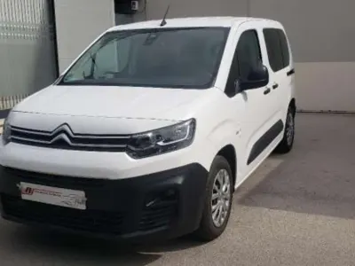 Usado Citroën Berlingo 102 CV (75 kW) 2021 Blanco Monovolumen