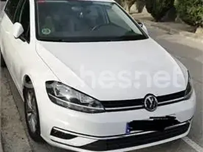 Usado VW Golf VII Advance 125 CV (91 kW) 2018 Blanco Berlina
