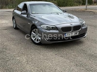 Usado BMW 530 Gran Turismo 245 CV (180 kW) 2010 Gris / plata Berlina