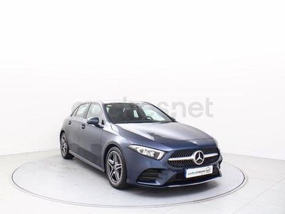Usado Mercedes A180 116 CV (85 kW) 2020 Azul Berlina