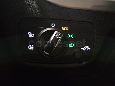 Blanco Usado 2023 Audi Q2 S-Line SUV | 27.999 € (Precio justo)