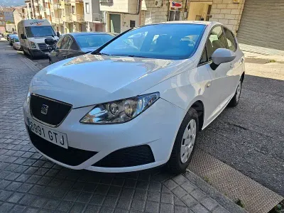 Usado Seat Ibiza Ecomotive 80 CV (58 kW) 2010 Blanco Berlina