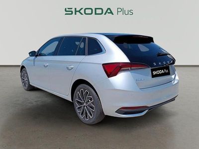 Nuevo Skoda Scala 115 CV (84 kW) 2025 Gris plata Utilitario