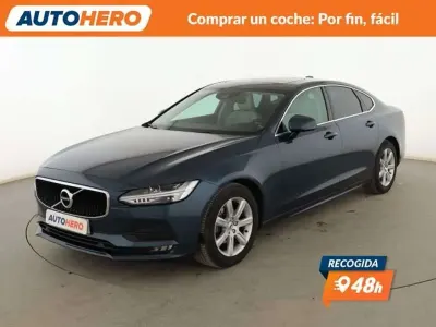 Usado Volvo S90 Momentum 150 CV (110 kW) 2019 Azul Berlina