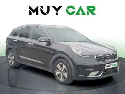 Usado Kia Niro 141 CV (103 kW) 2017 Negro SUV
