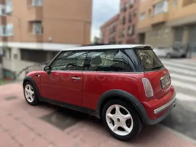 Usado Mini Cooper 115 CV (84 kW) 2003 Rojo Utilitario