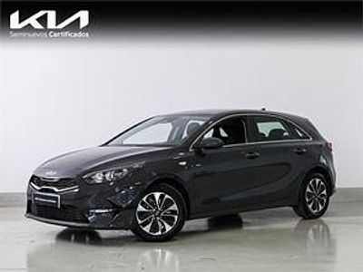 Usado Kia Ceed 101 CV (74 kW) 2025 Gris Utilitario