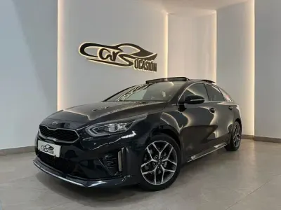 Usado Kia Ceed GT GT-Line 140 HP (102 kW) 2019 Preto