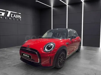 Usado Mini Cooper 136 CV (100 kW) 2023 Rojo Utilitario