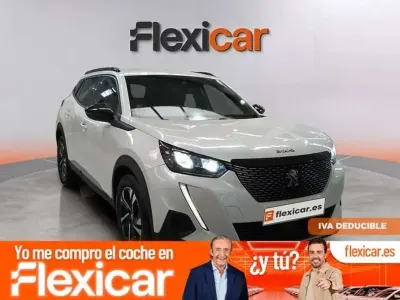 Usado Peugeot 2008 Allure 131 CV (96 kW) 2023 Blanco SUV